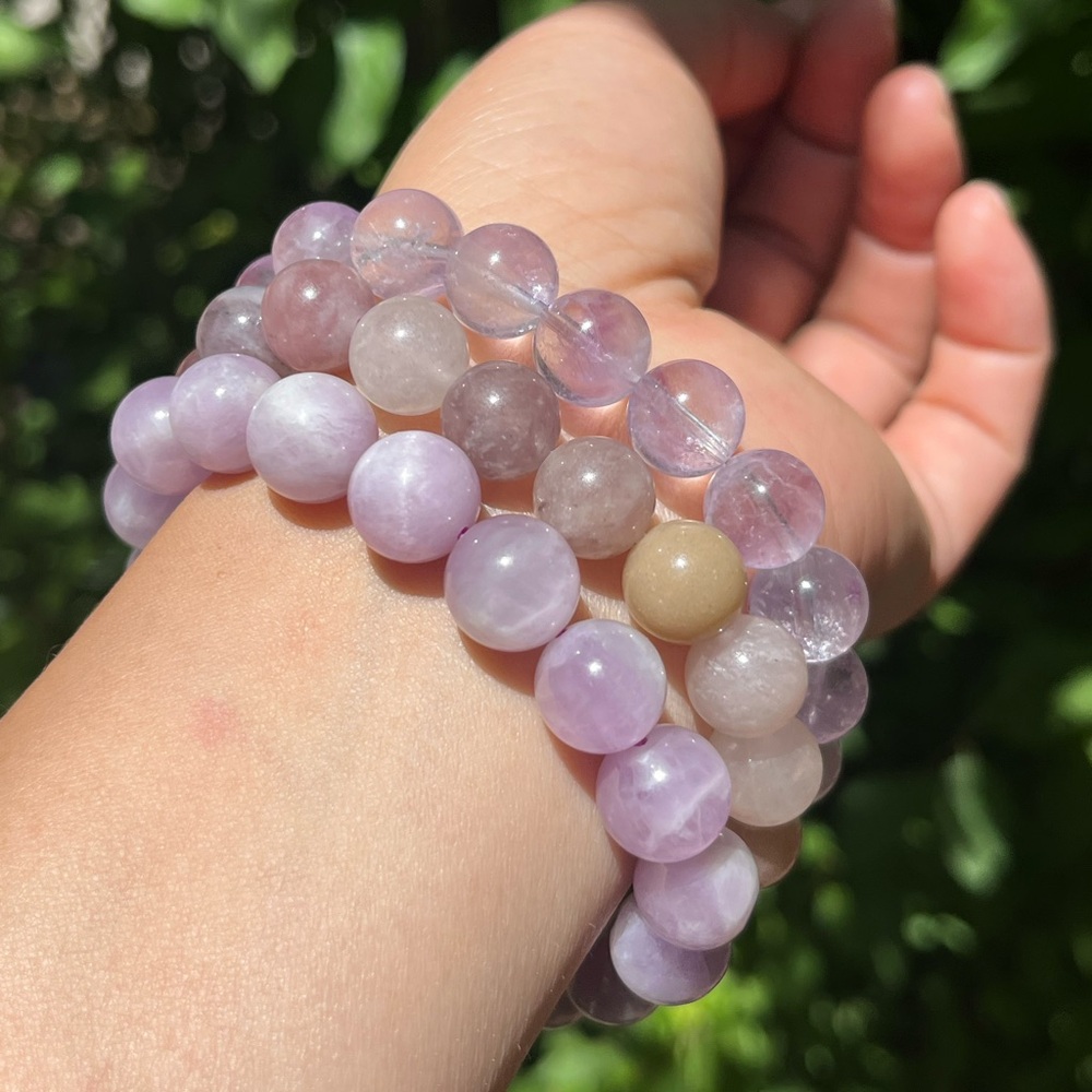 10.5mm‎ stretchable lavender quartz, violet jade, kunzite bracelet set
